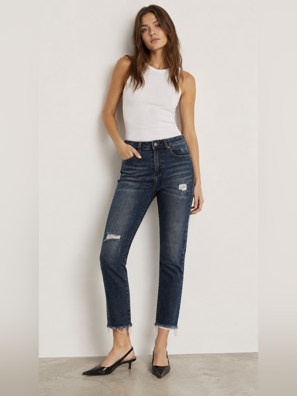 Acne studio acne Ltvint Paw 15 High Rise Cropped Raw Hem jeans , sz : 29